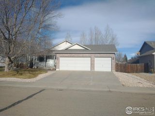 1516 Willowbrook Drive, Longmont, CO 80504