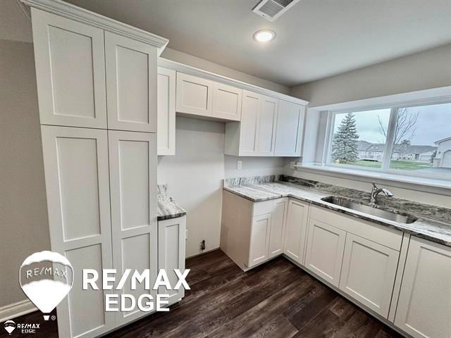 28003 Gregory Street, Grand Blanc, MI 48439