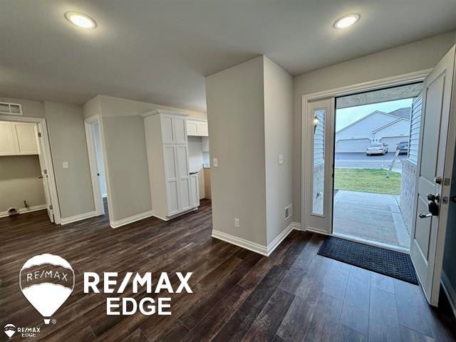 28003 Gregory Street, Grand Blanc, MI 48439