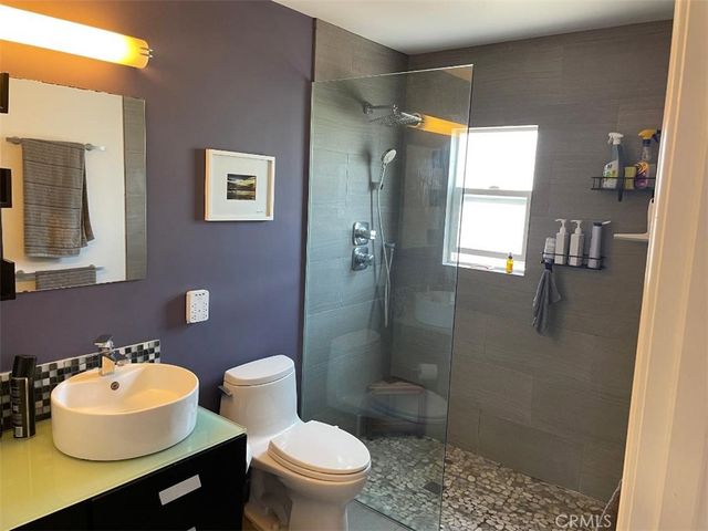4496 Linden, Long Beach, CA 90807