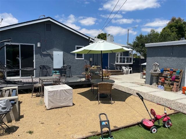 4496 Linden, Long Beach, CA 90807
