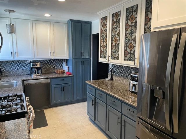 4496 Linden, Long Beach, CA 90807