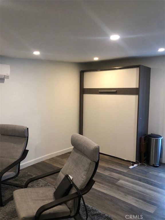 Image 20 of property listing at 4496 Linden, Long Beach, CA 90807