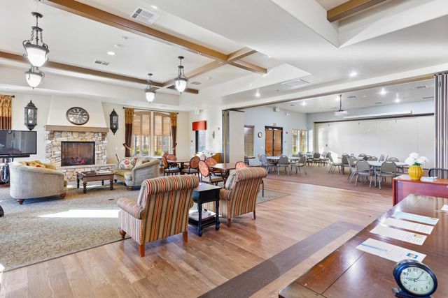 1017 Cabris Ln, Roseville, CA 95747