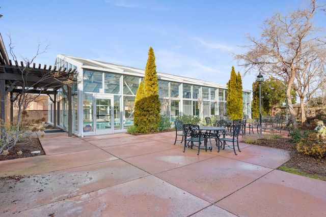1017 Cabris Ln, Roseville, CA 95747