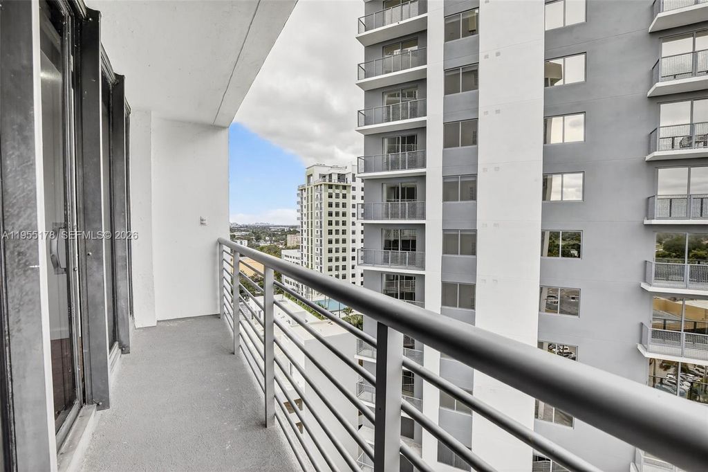 Image 23 of property listing at 1720 Harrison St 14H, Hollywood, FL 33020