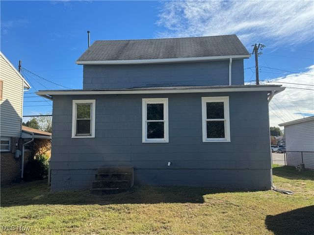 4105 7th Avenue, Vienna, WV 26105