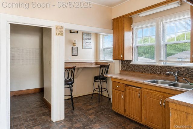 154 Moss Street, Highland Park, MI 48203