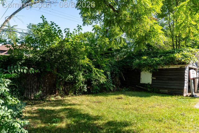 154 Moss Street, Highland Park, MI 48203