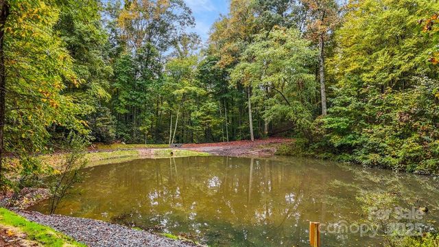 o Kilpatrick Road, Hendersonville, NC 28739