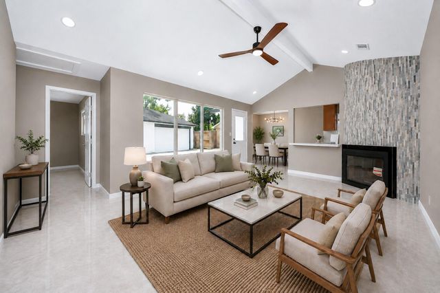 16114 Forest Bend Avenue, Friendswood, TX 77546
