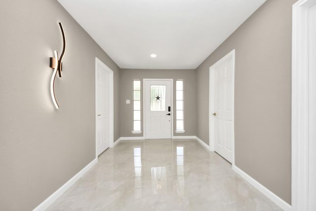 16114 Forest Bend Avenue, Friendswood, TX 77546