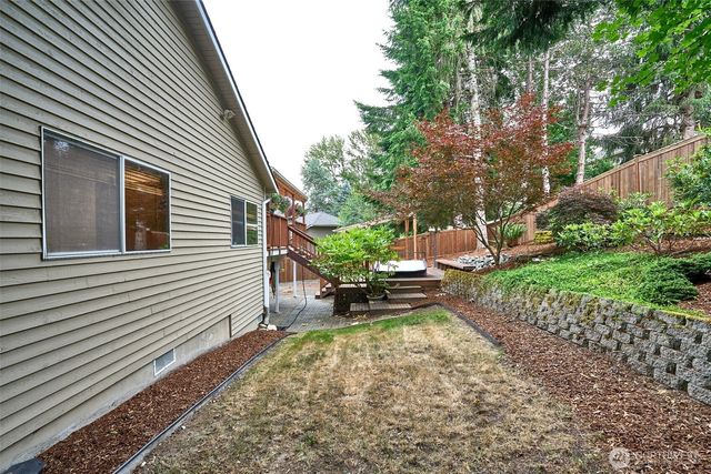 14409 SE 256th Place, Kent, WA 98042