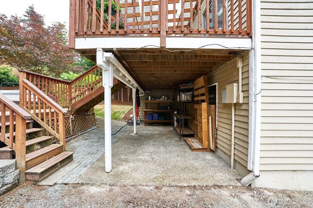 14409 SE 256th Place, Kent, WA 98042