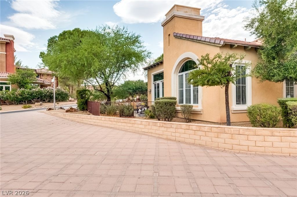 10 STRADA PRINCIPALE, Henderson, NV 89011 — photo 4