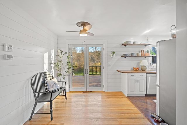 9027 Persimmon Grove Pike, Alexandria, KY 41001