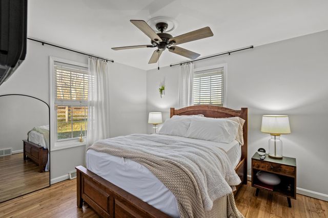 9027 Persimmon Grove Pike, Alexandria, KY 41001