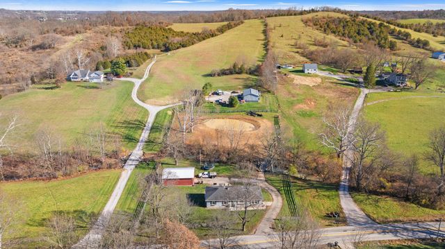 9027 Persimmon Grove Pike, Alexandria, KY 41001