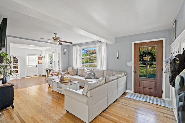 9027 Persimmon Grove Pike, Alexandria, KY 41001