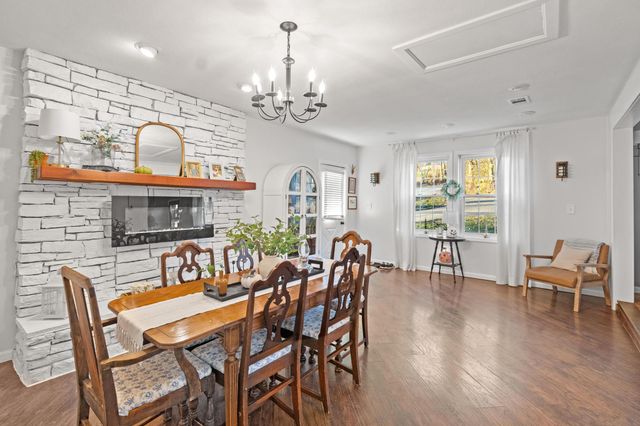 9027 Persimmon Grove Pike, Alexandria, KY 41001