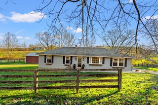 9027 Persimmon Grove Pike, Alexandria, KY 41001