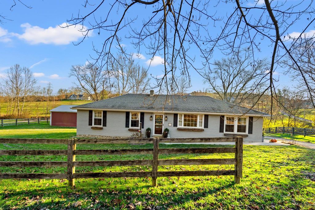 9027 Persimmon Grove Pike, Alexandria, KY 41001