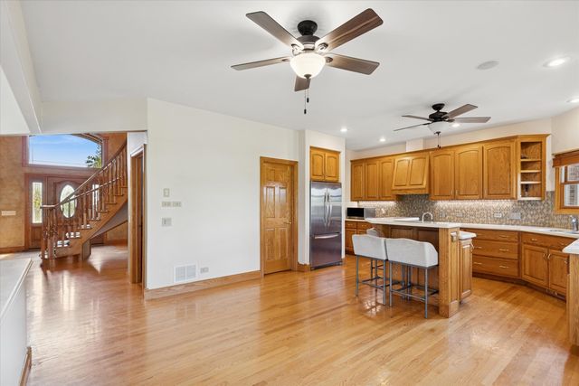 7258 W James Lane, Monee, IL 60449