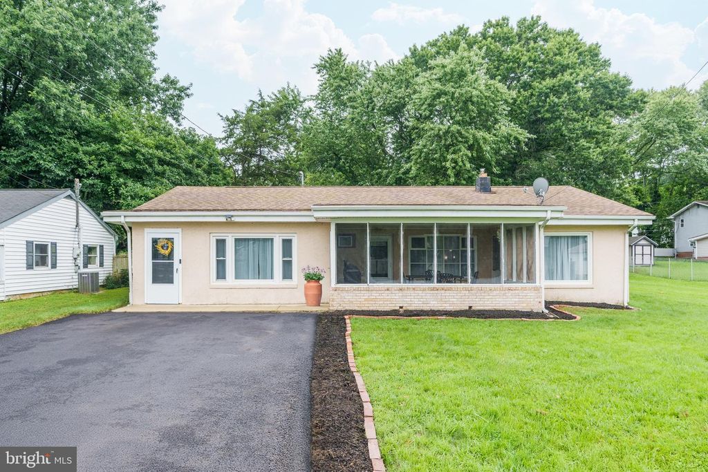 1477 CARPENTERS POINT RD, Perryville, MD 21903