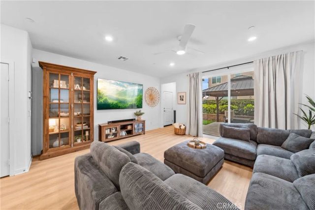 2561 E Wren Way, Ontario, CA 91761