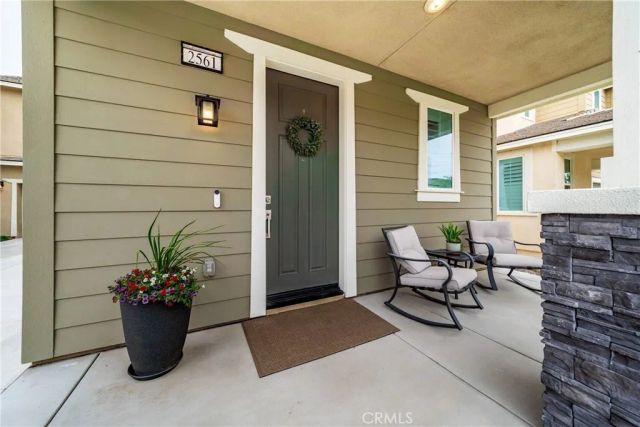 2561 E Wren Way, Ontario, CA 91761