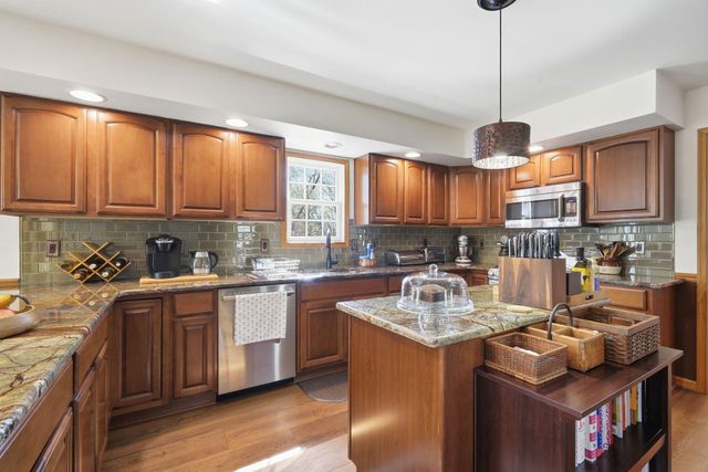 55 HOWES LN, North East, MD 21901