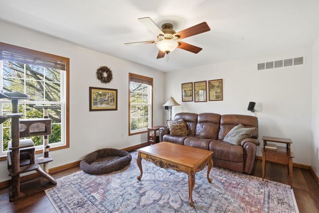 55 HOWES LN, North East, MD 21901