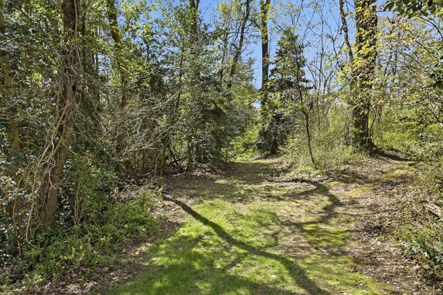 55 HOWES LN, North East, MD 21901