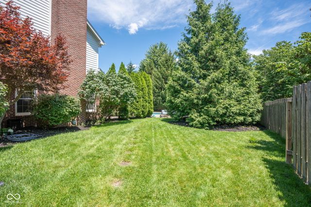 10891 Weston Drive, Carmel, IN 46032
