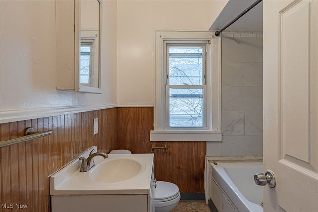 13301 Courtland Avenue, Cleveland, OH 44111