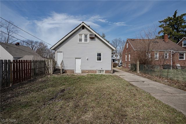 13301 Courtland Avenue, Cleveland, OH 44111