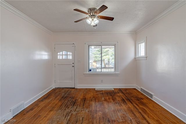 13301 Courtland Avenue, Cleveland, OH 44111