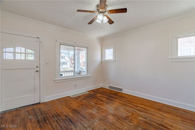 13301 Courtland Avenue, Cleveland, OH 44111