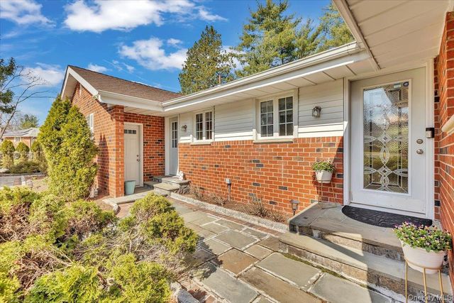 47 Willow Drive, Briarcliff Manor, NY 10510