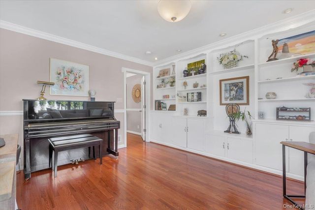 47 Willow Drive, Briarcliff Manor, NY 10510