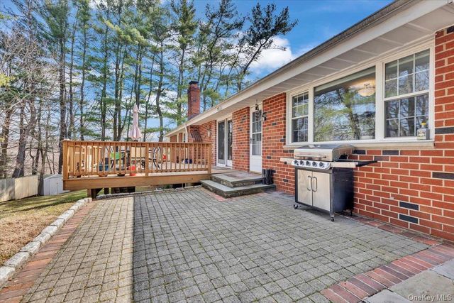 47 Willow Drive, Briarcliff Manor, NY 10510