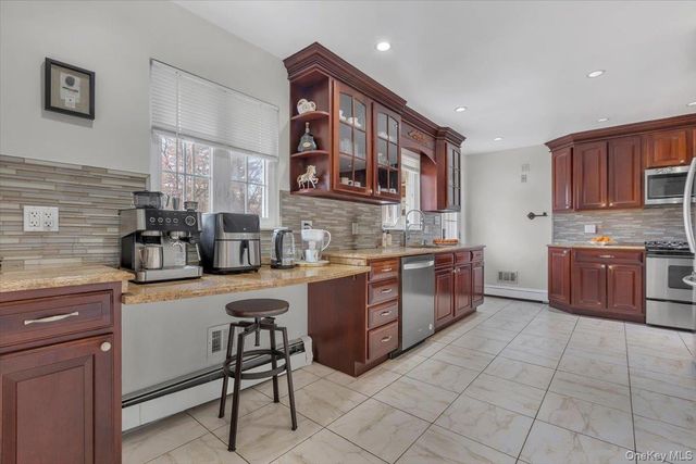 47 Willow Drive, Briarcliff Manor, NY 10510