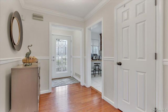 47 Willow Drive, Briarcliff Manor, NY 10510