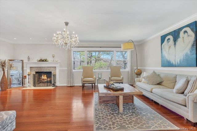 47 Willow Drive, Briarcliff Manor, NY 10510