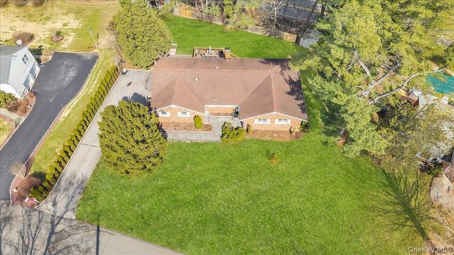 47 Willow Drive, Briarcliff Manor, NY 10510