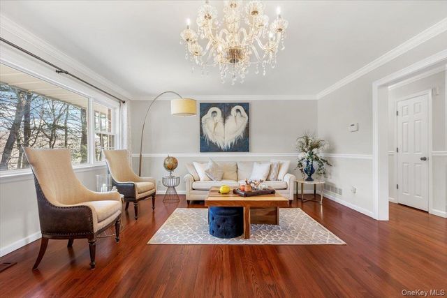 47 Willow Drive, Briarcliff Manor, NY 10510