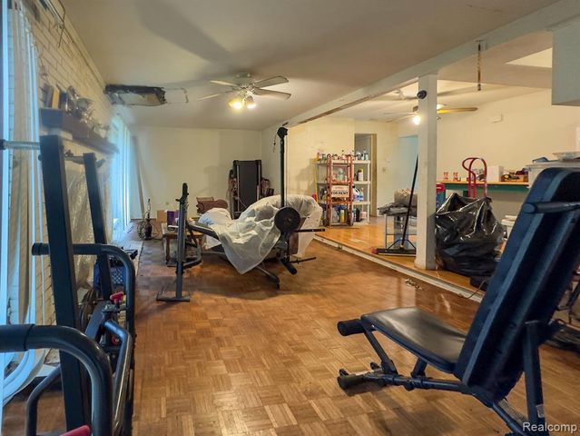 29758 Rambling Road, Southfield, MI 48076