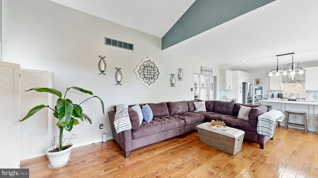 266 MANCHESTER CT, Middletown, DE 19709