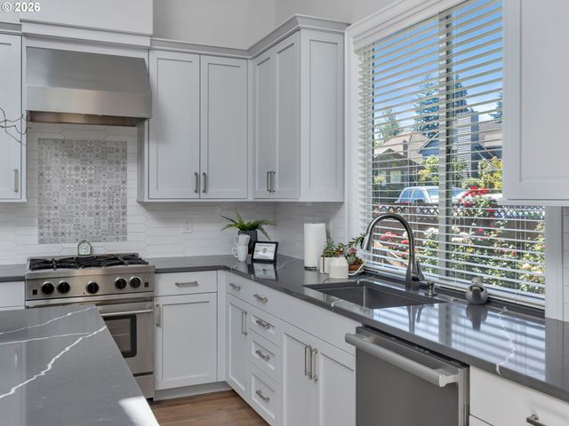 15160 Se HICKORY Ct, Milwaukie, OR 97267