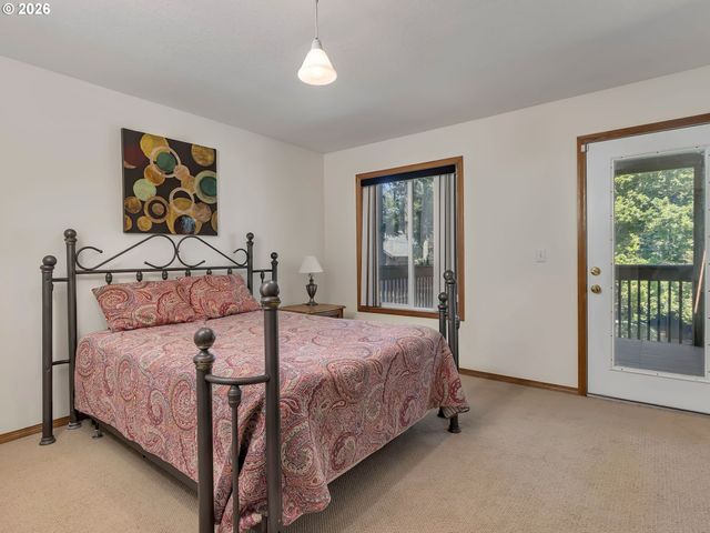 15160 Se HICKORY Ct, Milwaukie, OR 97267